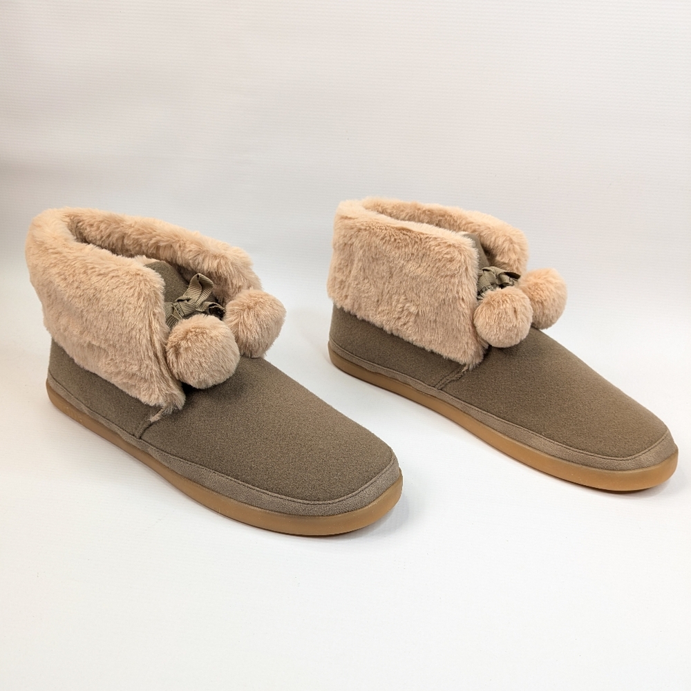 NWT Toms Womens Faux Fur Slippers Size 11 House Shoes